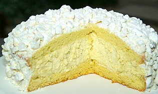 Schnee- Schokomousse- Torte