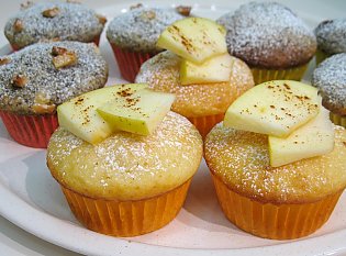 Apfel- Haselnuss- Muffin